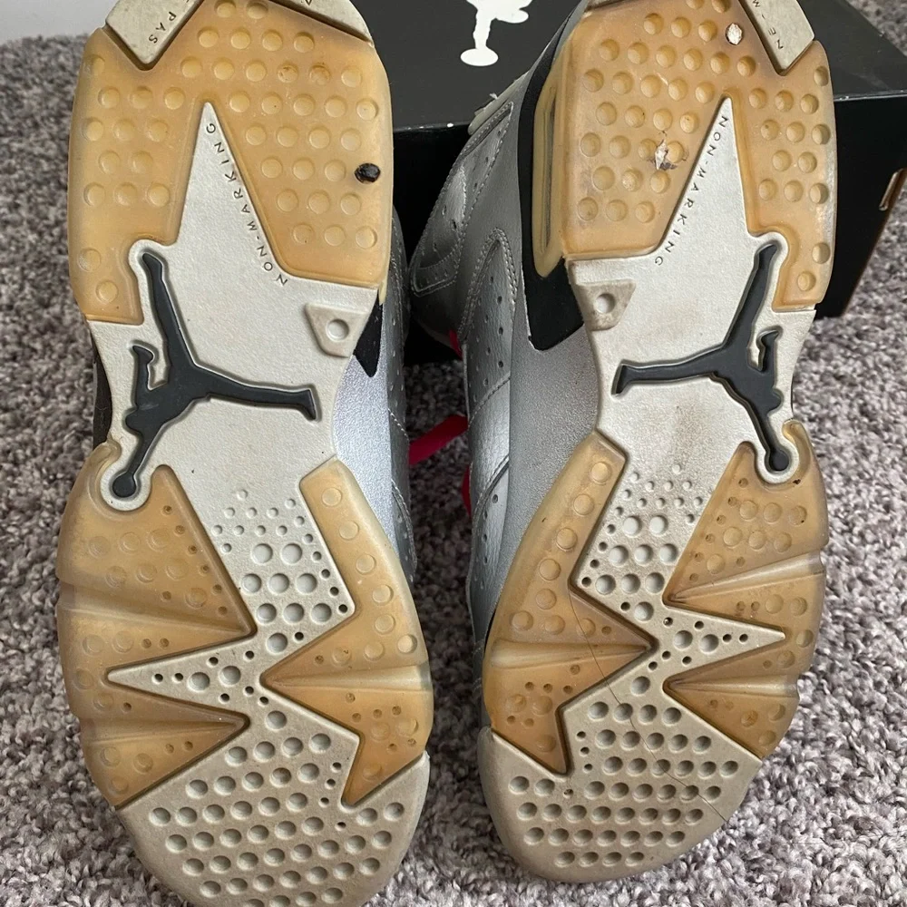 Air Jordan 6 Retro Metallic Silver/Pink/Black Youth size 5.5 - Picture 7 of 8